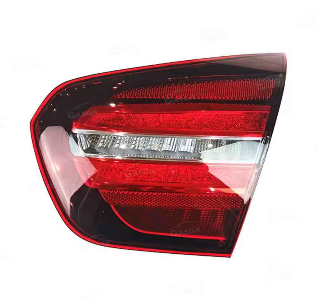 Feu arrière côté droit neuf LED pour Mercedes GLA W156 X156 (2017-2020)