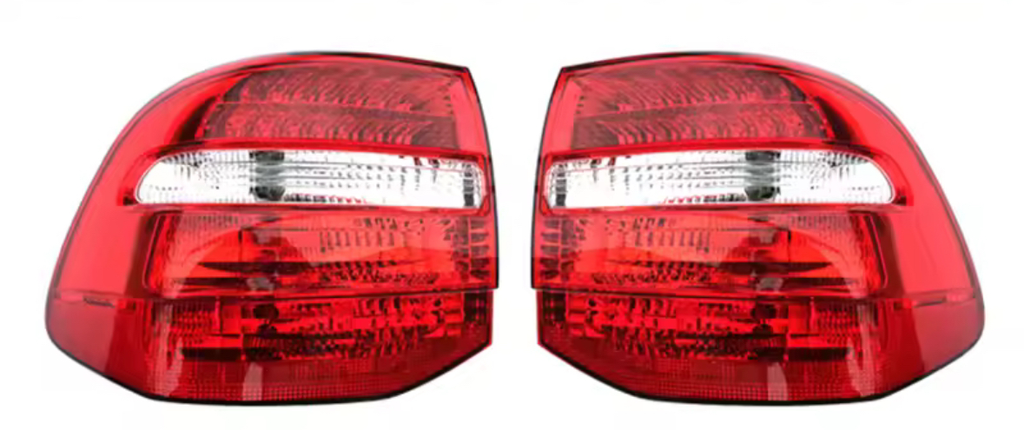 2X FEUX ARRIÈRES DROIT ET GAUCHE POUR PORSCHE CAYENNE DE ( 2007-2010 )