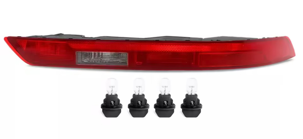 Réflecteur Arrier droit plus 4 ampoules pour Audi Q5 de ( 2018 à 2021 )