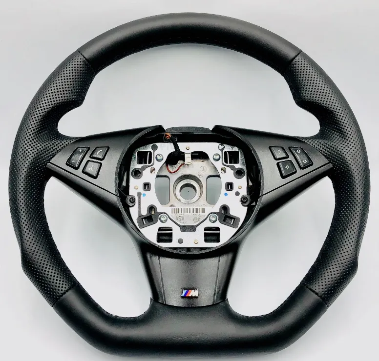 Volant Bmw M pour BMW Serie 5 (E60 , E61 , E64 , E63) | [Sans Palettes]