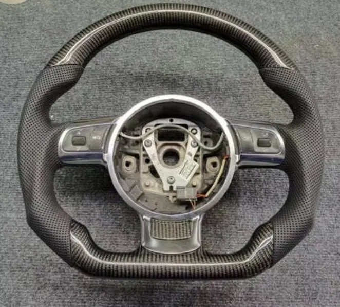 Volant Audi B8 Carbone & Cuir – Base Custom OEM+