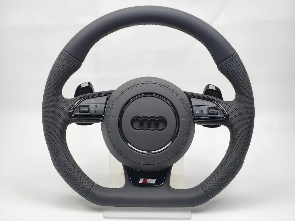 Volante Audi RS Cuero Perforado – Base Sport OEM