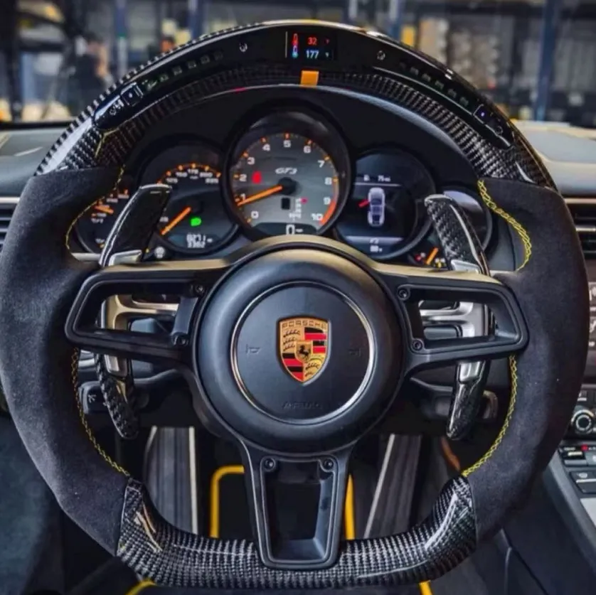 Volant Porsche 911 / 992 Rivet – 3 Boutons Performance